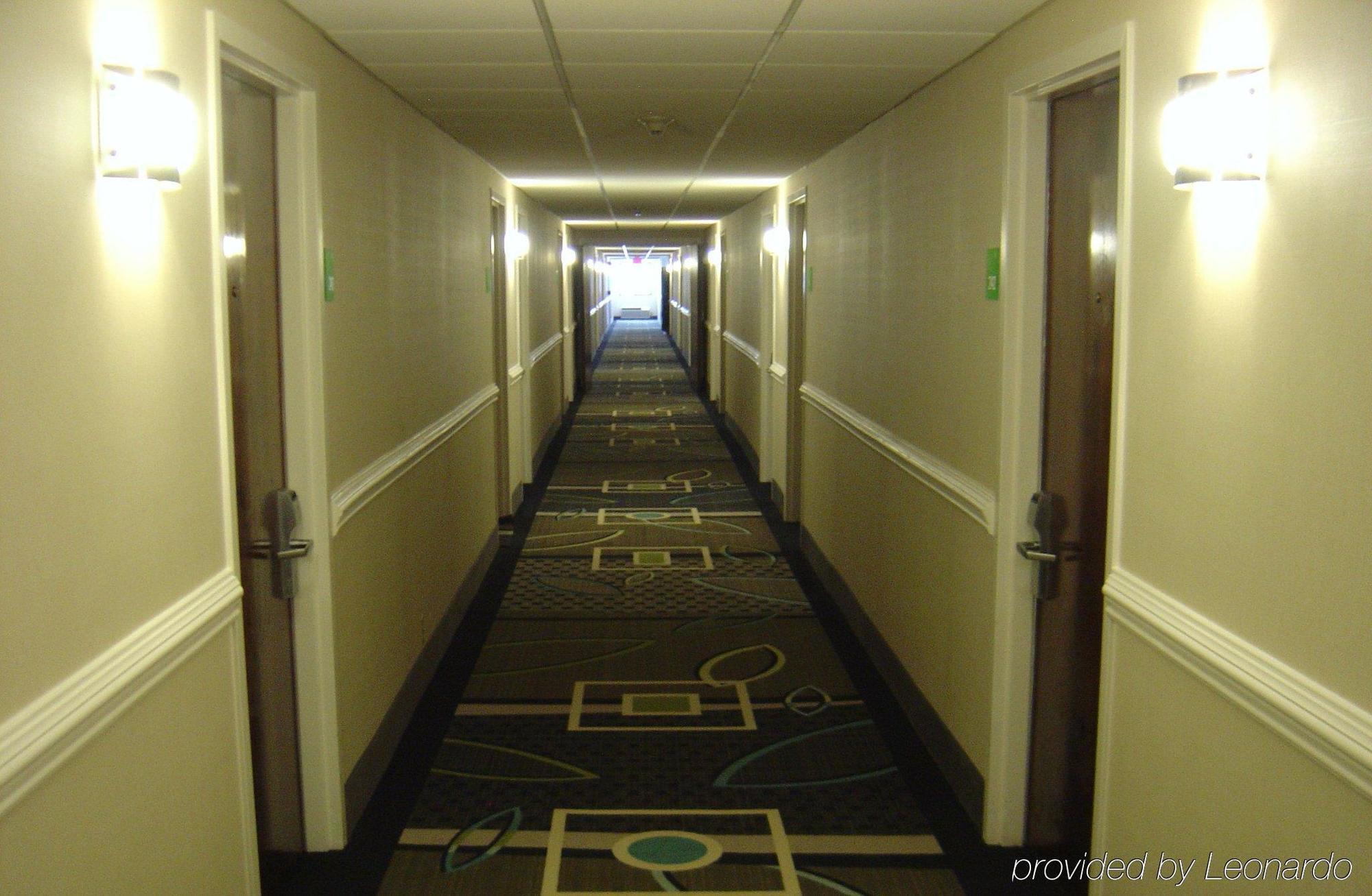 Days Inn By Wyndham פלטסבורג מראה פנימי תמונה